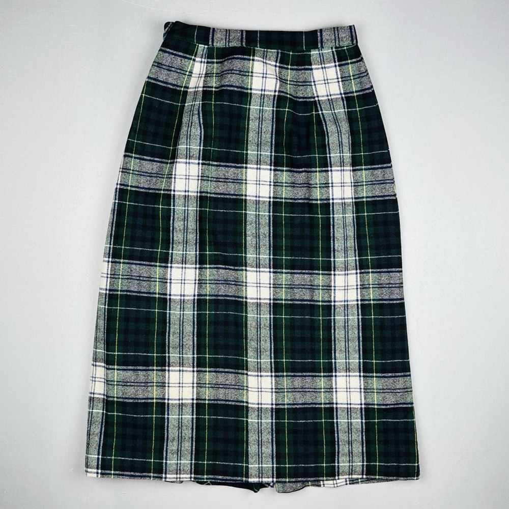 Vintage Chippewa Wool Plaid Wrap Skirt Green USA Made Size 11